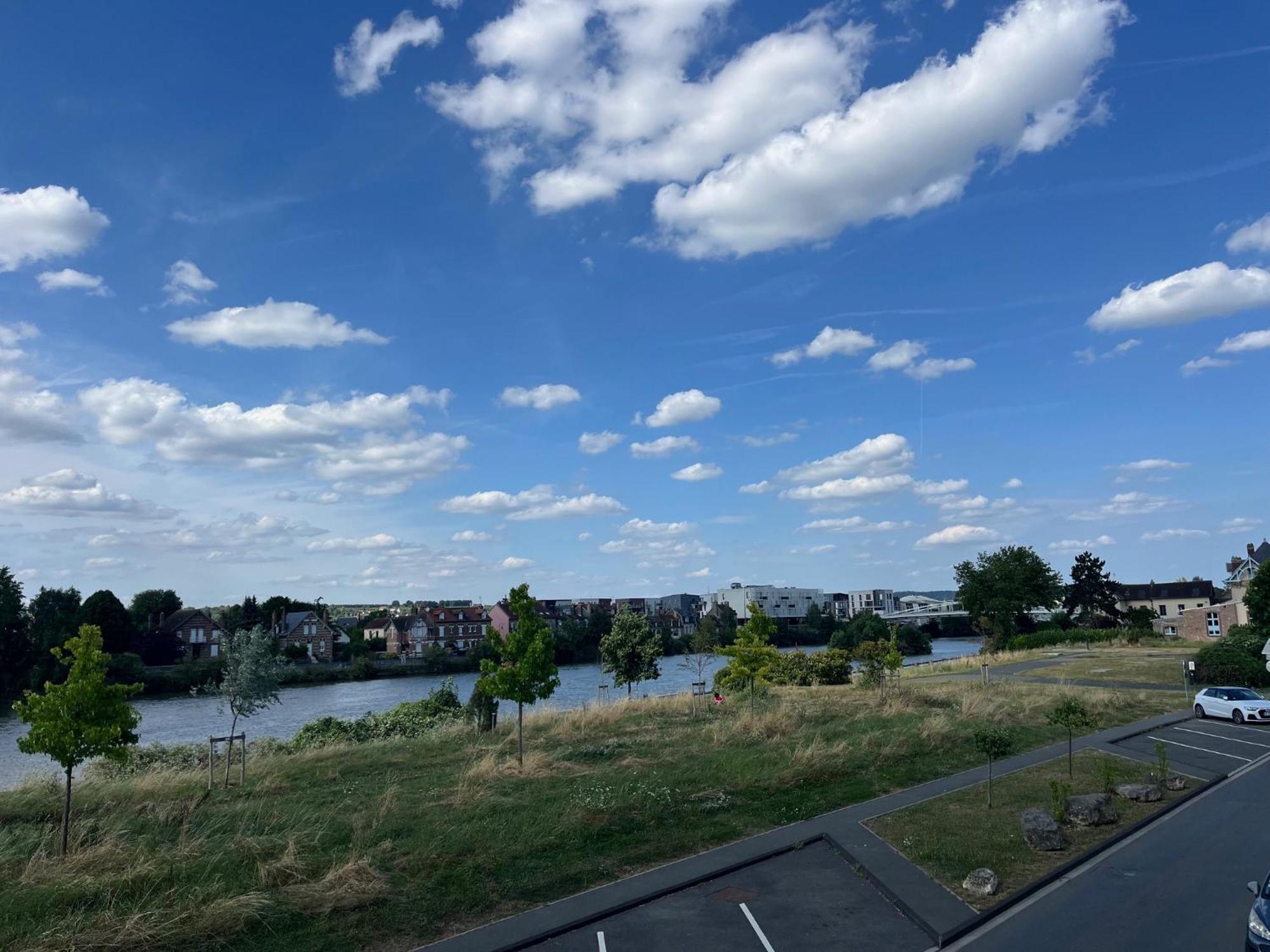 Apartamento Le Compiegnois Compiègne Exterior foto