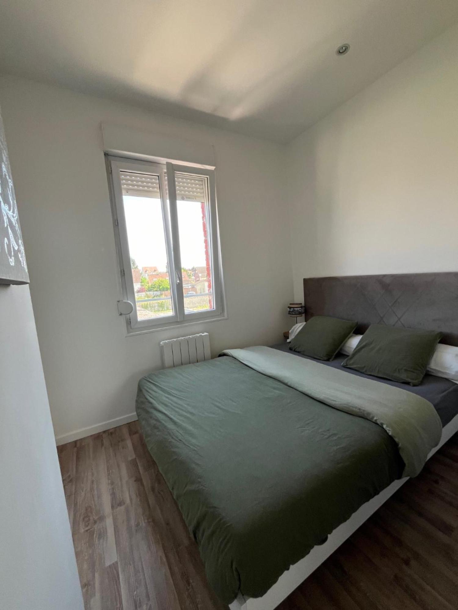 Apartamento Le Compiegnois Compiègne Exterior foto